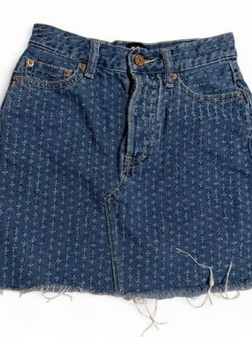 Urban Outfitter BDG Denim Mini Skirt in Medium Blue - Classic Casual
